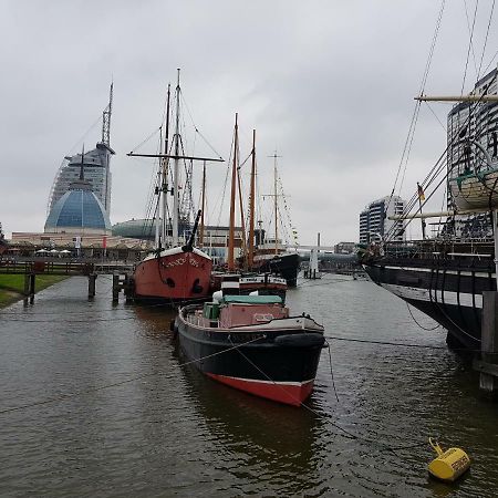 Ferienwohnung Koralle - Am Wasser Bremerhaven Ngoại thất bức ảnh