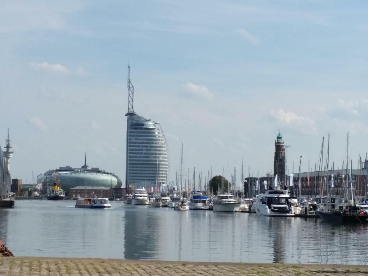 Ferienwohnung Koralle - Am Wasser Bremerhaven Ngoại thất bức ảnh